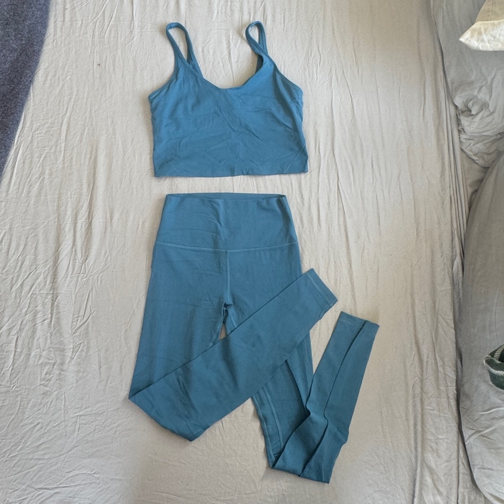 lululemon Blue High-Rise Leggings and Crop Tank Set - Bundle Medium
